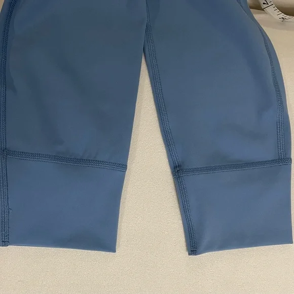 NWT Vuori Daily Leggings Isle Blue Size M - Picture 8 of 10